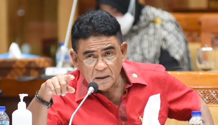 Megawati Lantik Andreas Hugo Pareira sebagai Ketua Bidang Keanggotaan dan Organisasi DPP PDIP